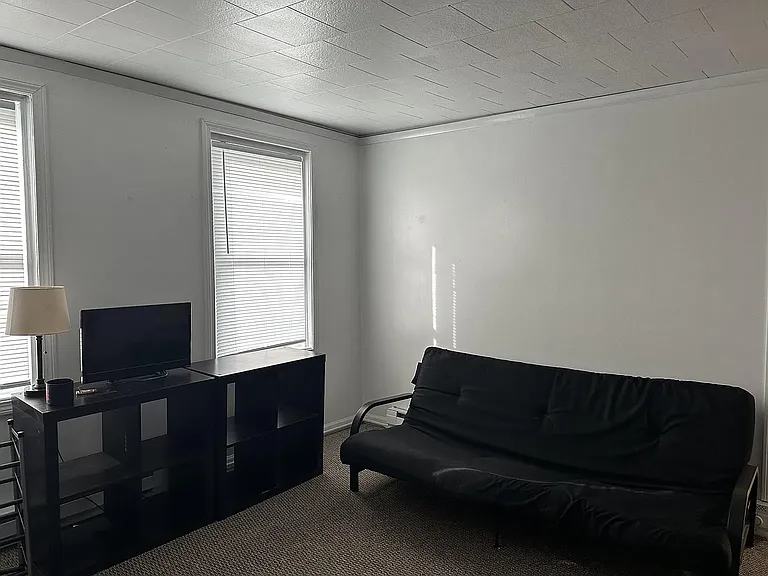 17 Sailly Ave — Photo 3
