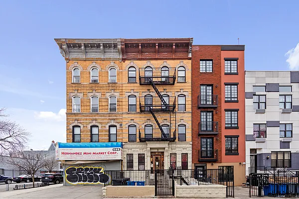 Rented by ERNY LLC | media 40