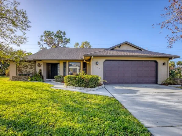 105 Hourglass Dr, Venice, FL 34293