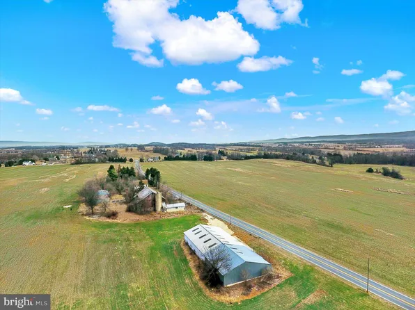 4935 Byers Rd, Chambersburg, PA 17202