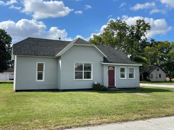 234 N Brown St, Francesville, IN 47946