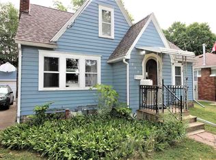 809 Denver St, Waterloo, IA 50702