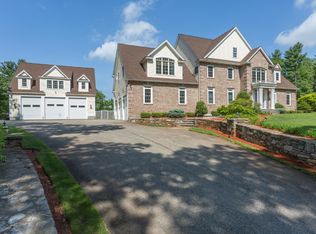 39 Old Spencer Rd, Charlton, MA 01507