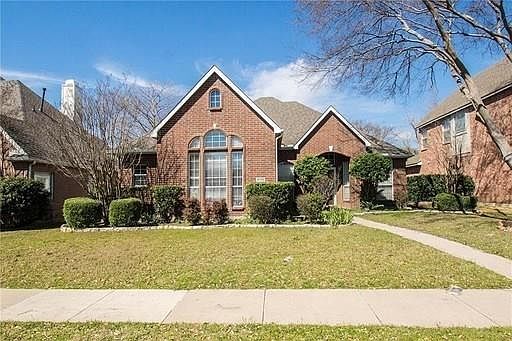 3rd image of 4129 Burnhill Dr