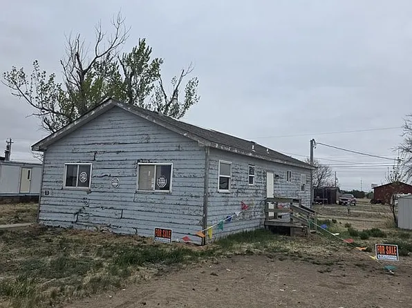 13 Hillcrest Ct, Ogallala, NE 69153