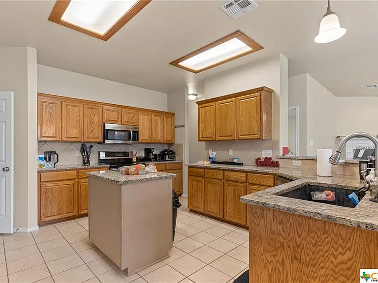 703 Prospector Trl — Photo 28