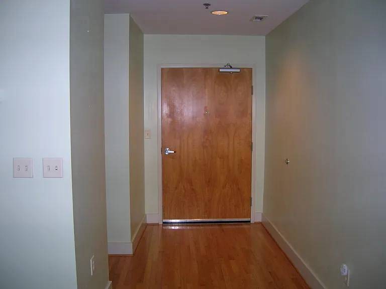 790 N Ave NE #106 — Photo 38