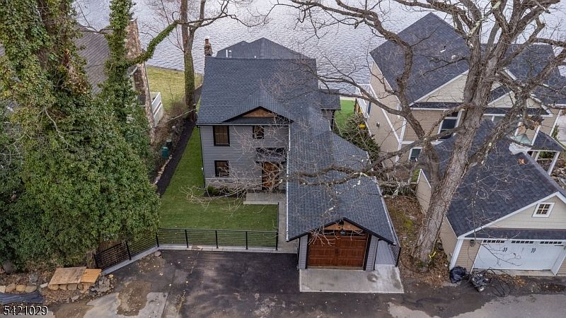1st image of 43 E Shore Rd
