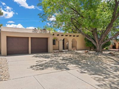 9424 Avenida De La Luna NE, Albuquerque, NM, 87111