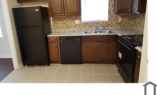 630 Larchmont Dr NW #630 — Photo 16