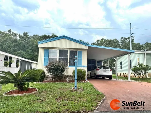 7019 Harbor View Dr #10, Leesburg, FL 34788