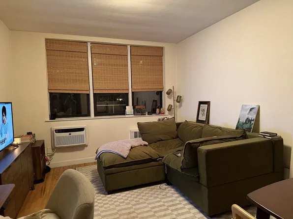 405 E 82nd St APT 5D, New York, NY 10028