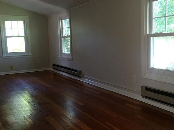 5th image of 1302 Hartford Ave