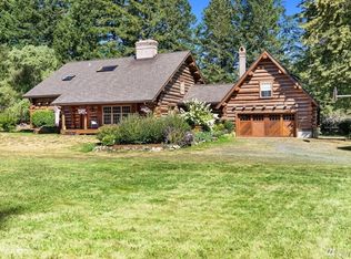 7578 NE Bergman Rd, Bainbridge Island, WA 98110