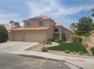 4013 Forest Knoll Ln, Las Vegas, NV 89129