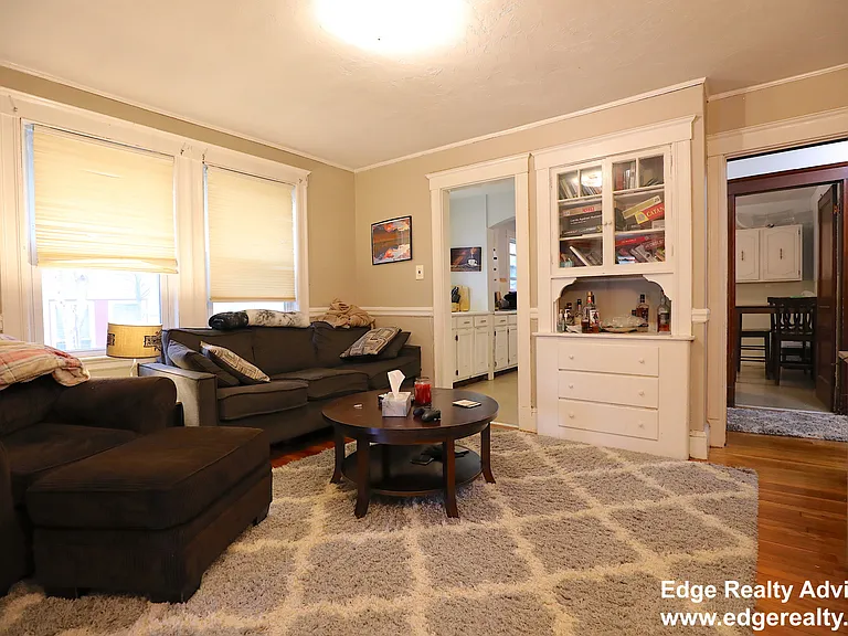 116 Nonantum St — Photo 3