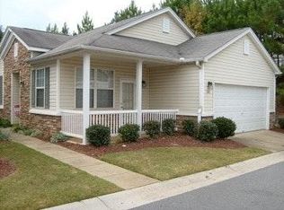 305 Windcroft Cir NW, Acworth, GA 30101