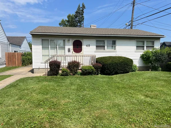 48 Leroy Ave, Clawson, MI 48017