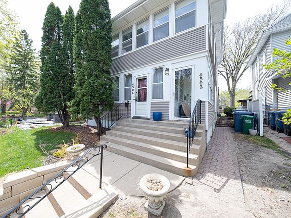 3rd image of 4304 Colfax Ave S