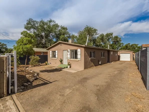 1811 Escuela Rd SW, Albuquerque, NM 87105