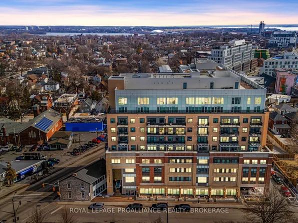 652 Princess St #315, Kingston, ON K7L 1E5