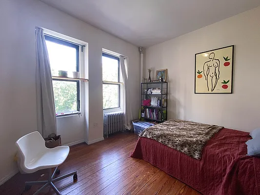 Rented by Compass | media 28