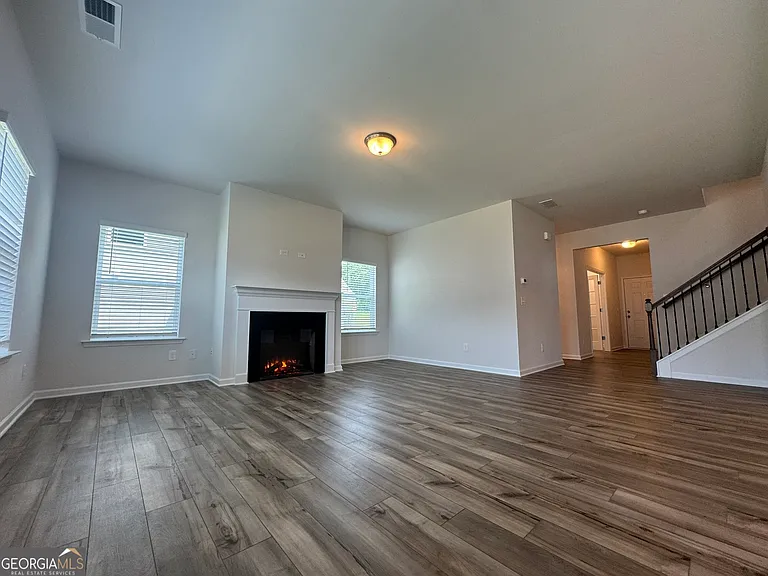124 Sycamore Ln — Photo 13