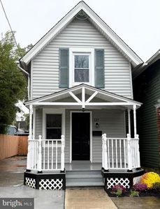 127 W Holly Ave, Pitman, NJ, 08071