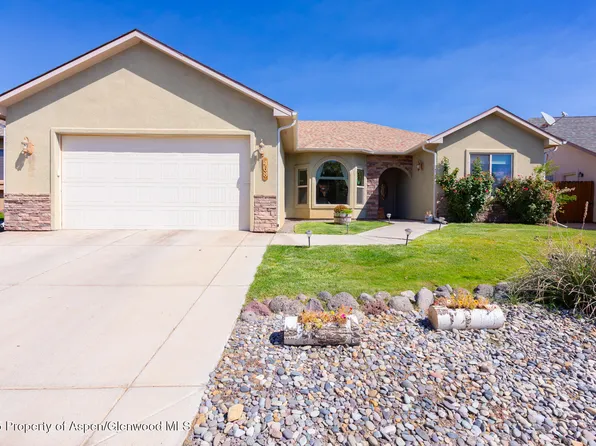 468 Chatfield Ln, Grand Junction, CO 81504