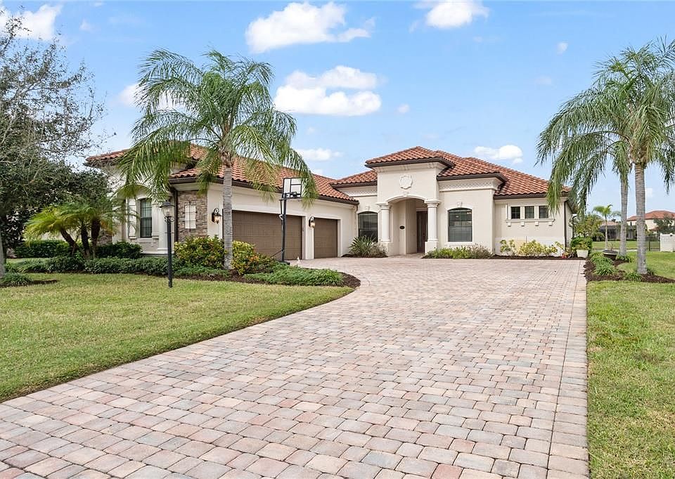 13111 Bridgeport Xing, Bradenton, FL 34211 | Zillow