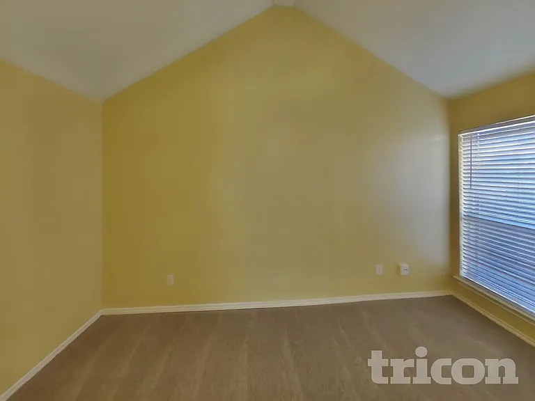 2616 Spring Rain Dr — Photo 8
