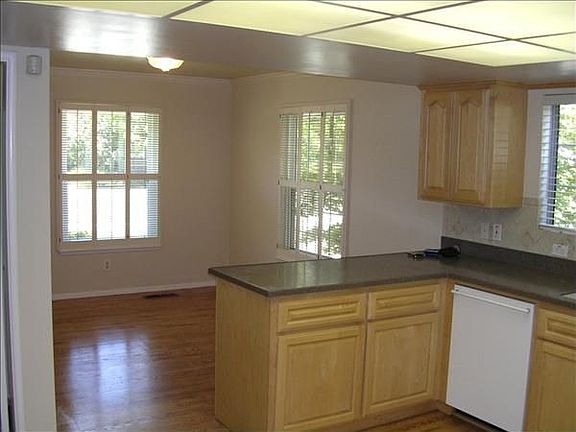5th image of 4648 American River Dr