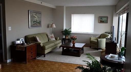 3rd image of 300 Lynn Shore Dr APT 709