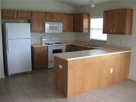 3rd image of 8204 Givlic Ln