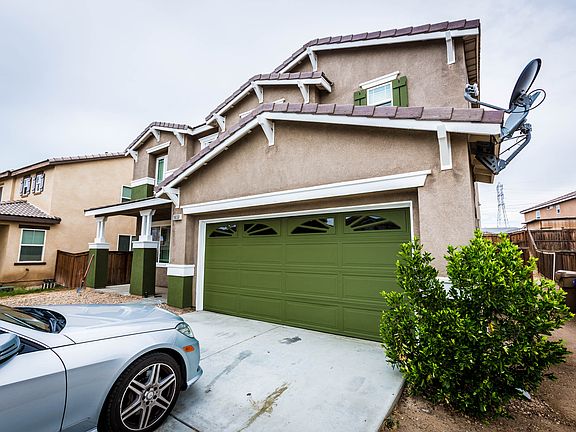 2nd image of 9650 Tanzanite Ave