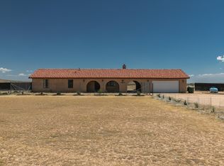 14814 Castle Butte Rd, North Edwards, CA 93523