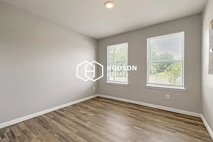 3201 Mount Horum Way — Photo 7