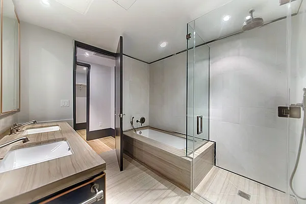 Rented by Home Ambassadors | media 23