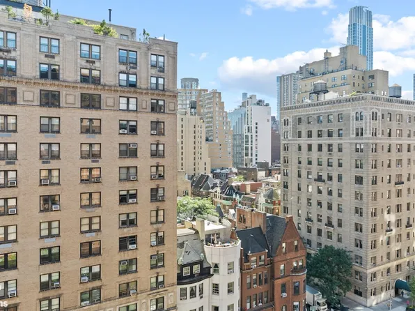 11 Riverside Drive image 6 of 11