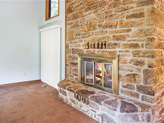 3rd image of 1302 Azure Hills Dr