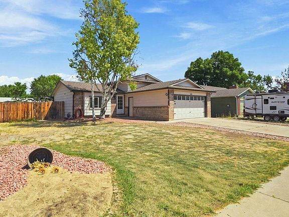 4th image of 343 Hawthorn Dr