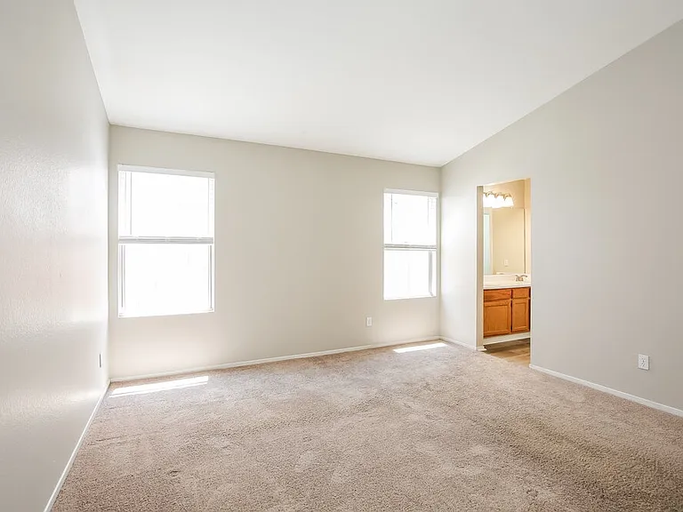 1724 Villa Vista Way — Photo 9
