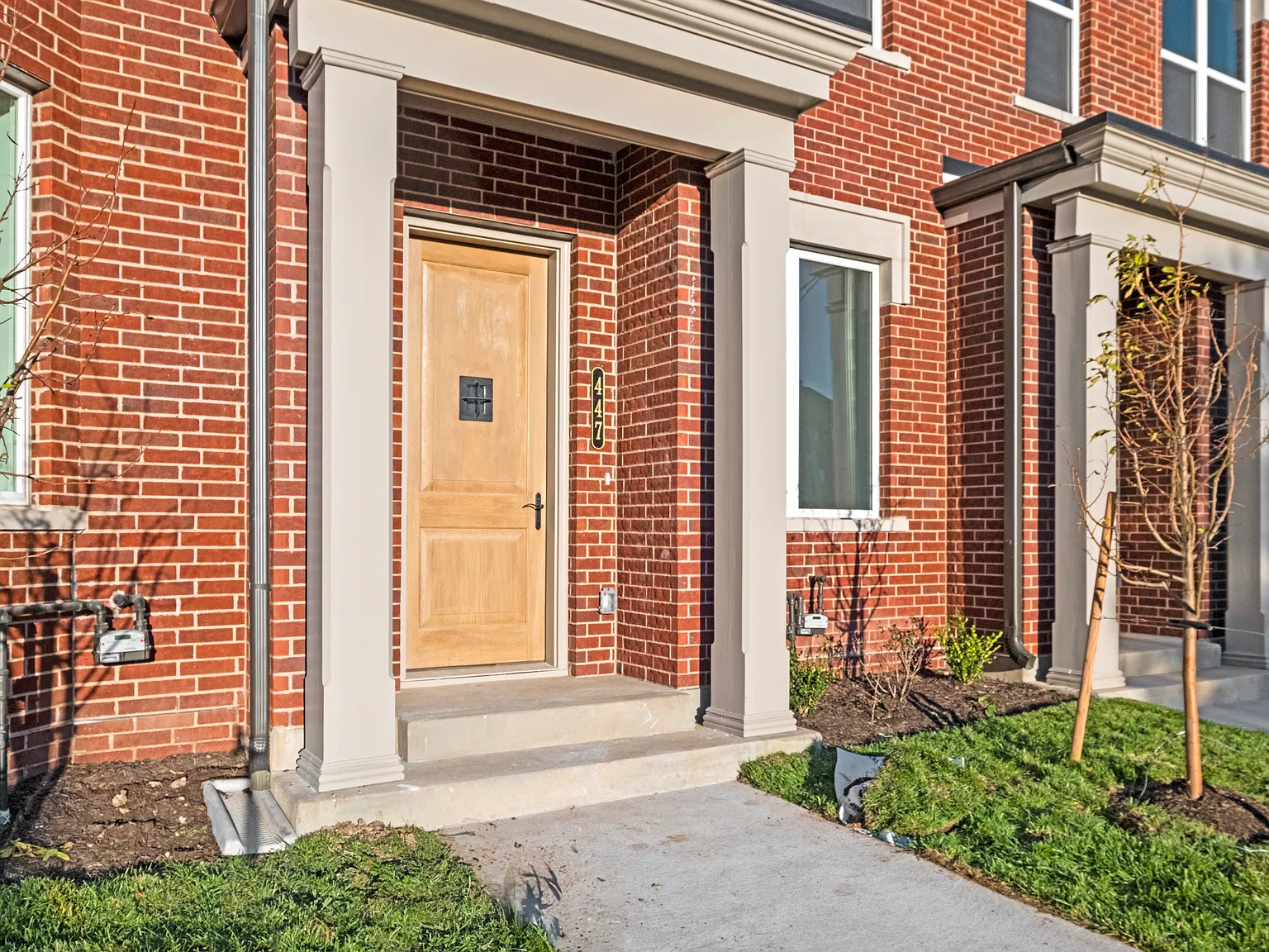 2 bed, 1292 sqft, $2,395 — Photo 2