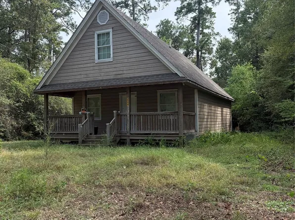 224 Sequoia Ln, Onalaska, TX 77360