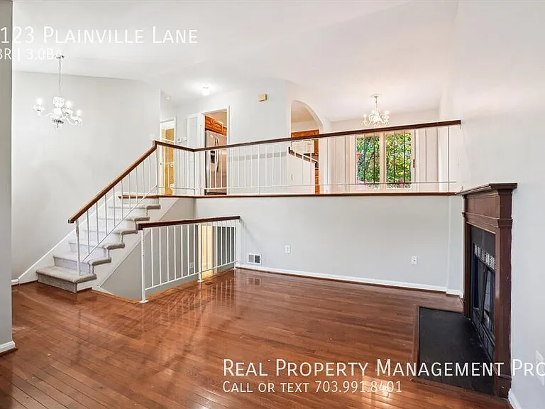 6123 Plainville Ln — Photo 3