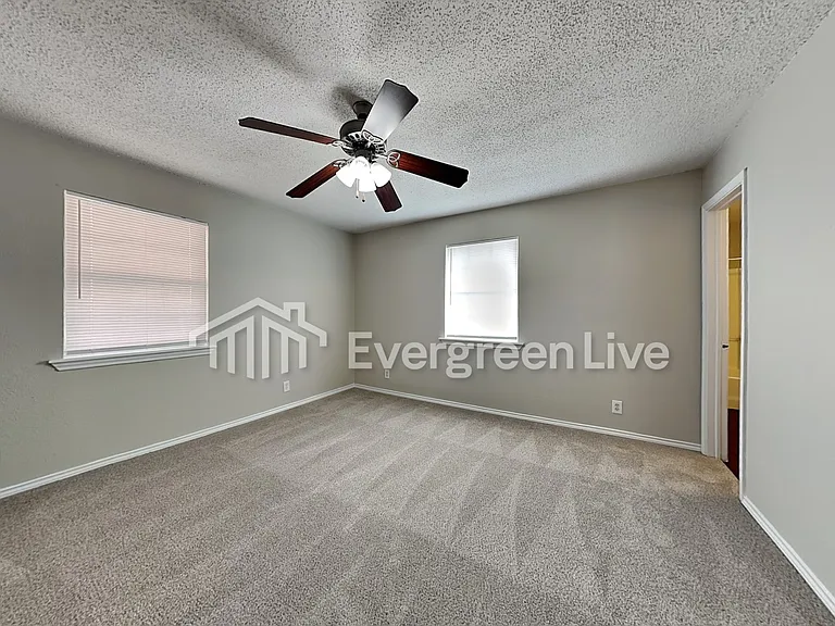 408 Saw Mill Rd — Photo 6