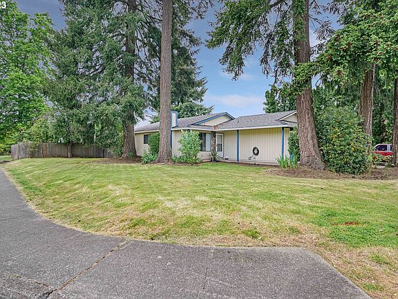 3rd image of 4555 SE Mason Ln
