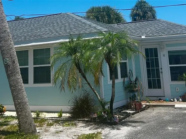 470 S McCall Rd #8, Englewood, FL 34223