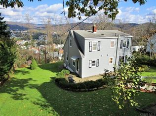 122 Avis Ave, Johnstown, PA 15905