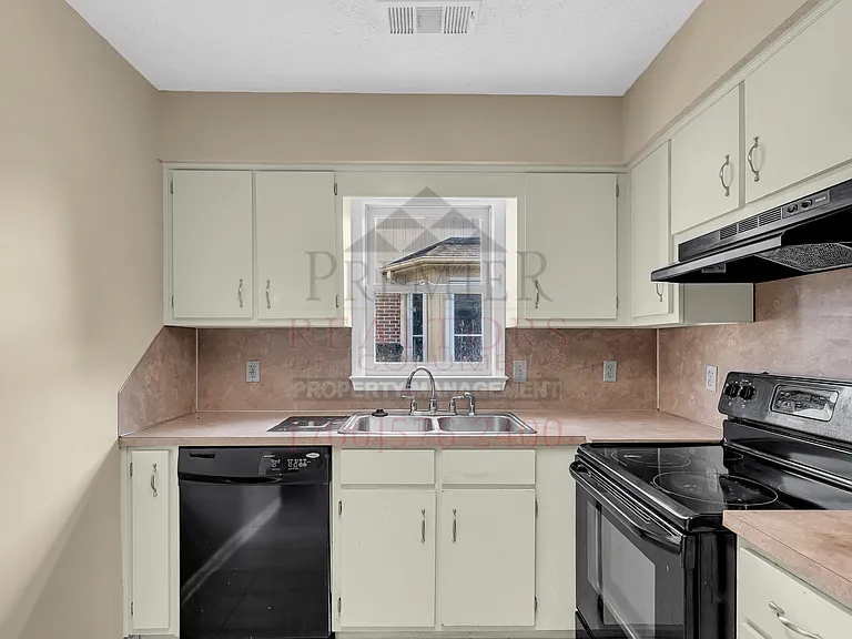 883 Chesapeake Way — Photo 32